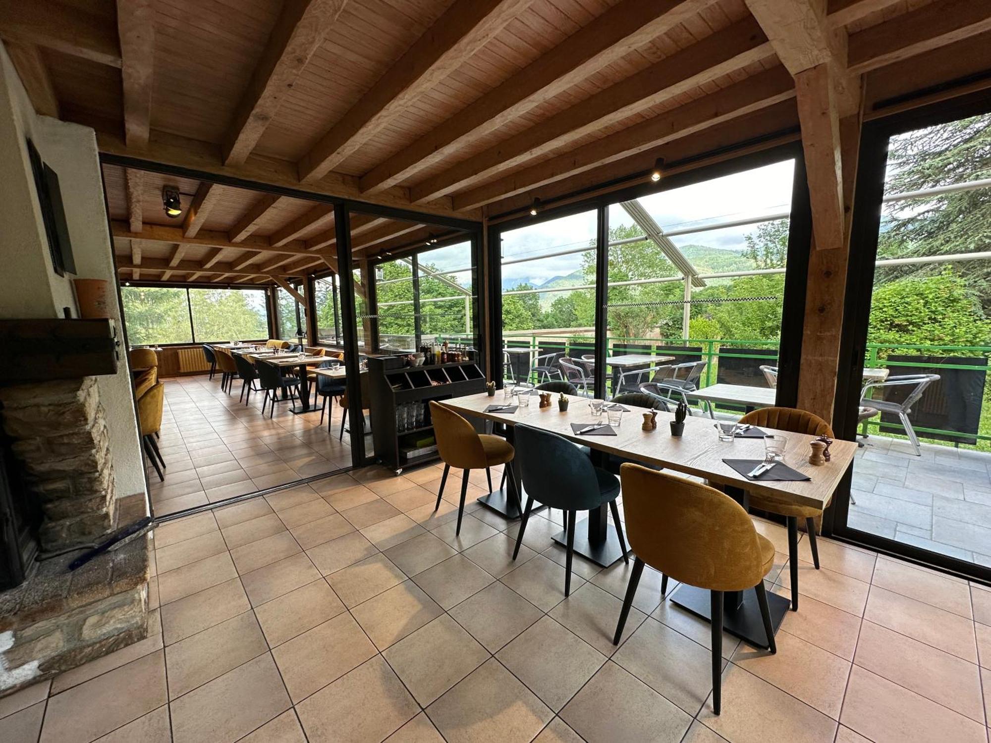 Logis Le Chalet Saint-Maurice-en-Trièves Zewnętrze zdjęcie