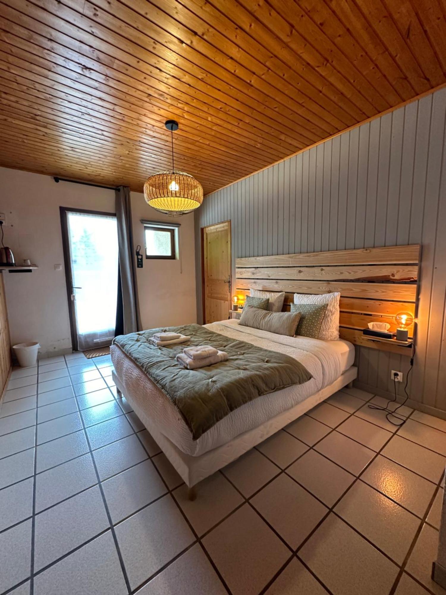 Logis Le Chalet Saint-Maurice-en-Trièves Zewnętrze zdjęcie